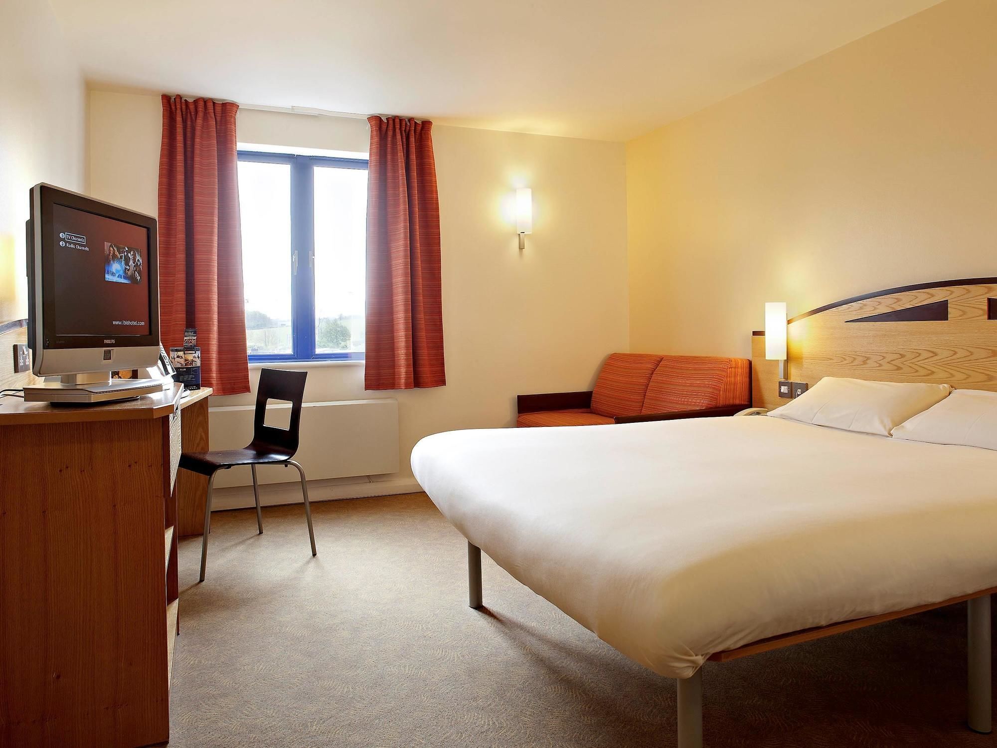 Готель Ibis Rugby East Крік Екстер'єр фото