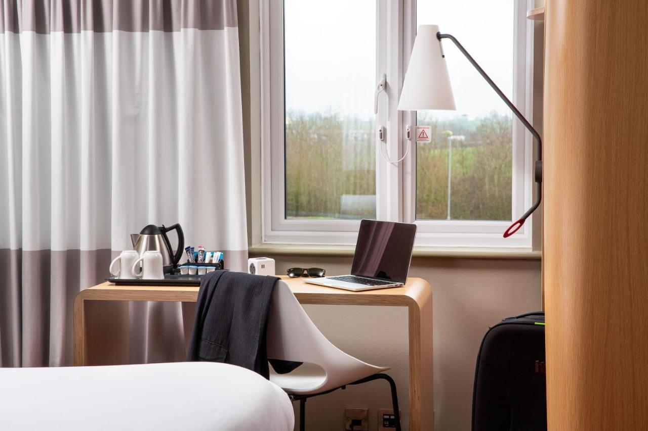 Готель Ibis Rugby East Крік Екстер'єр фото